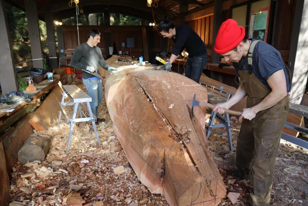 Artisans Carve Traditional Canoe at Sitka NHP â€